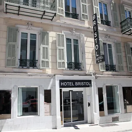 Bristol Отель